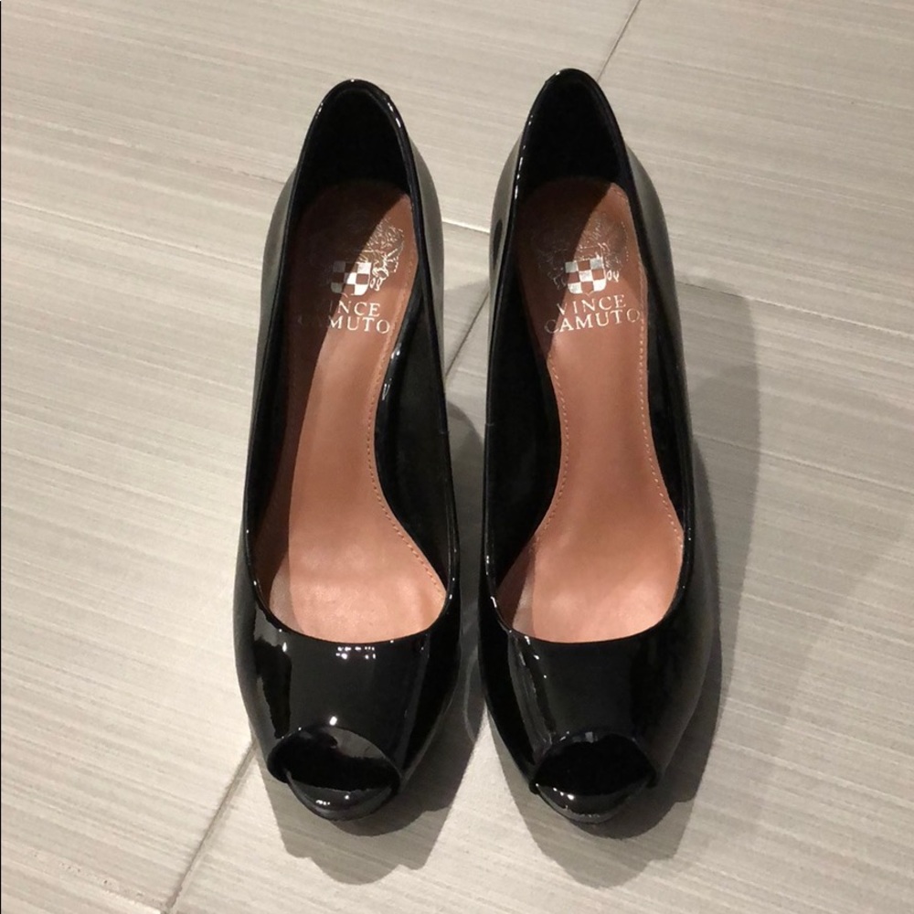 Vince Camuto Patent Leather Pepetoe